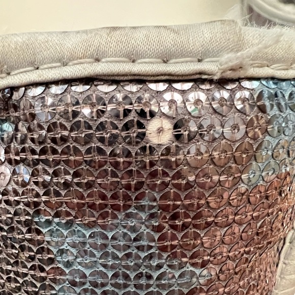 Ugg kid’s classic short II sequin star denim blue silver boot. Size 3 - Picture 10 of 12